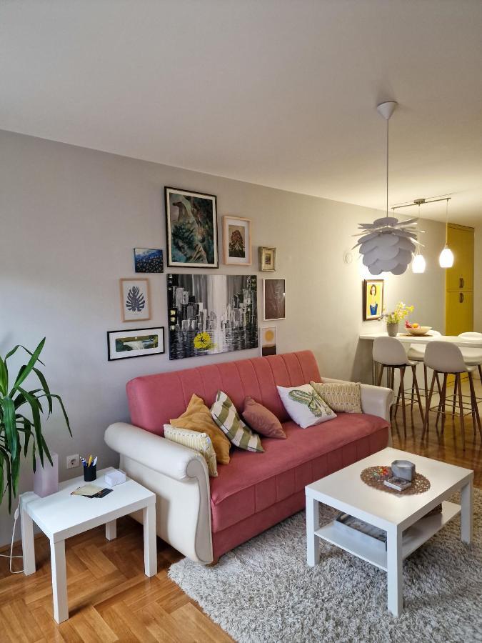 Appartamento Quiet Center Sremska Mitrovica Esterno foto